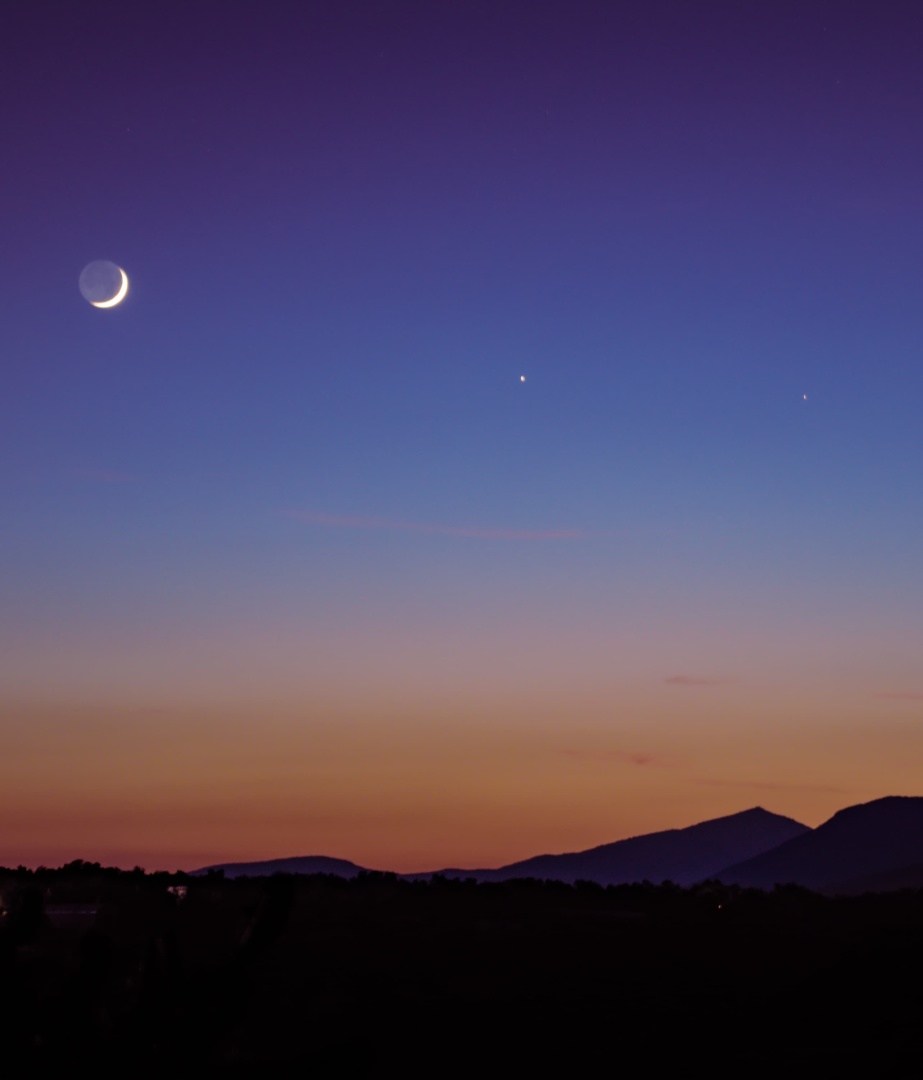 月、水星、火星の合 Francisco Javier P&eacute;rez Olvera 撮影